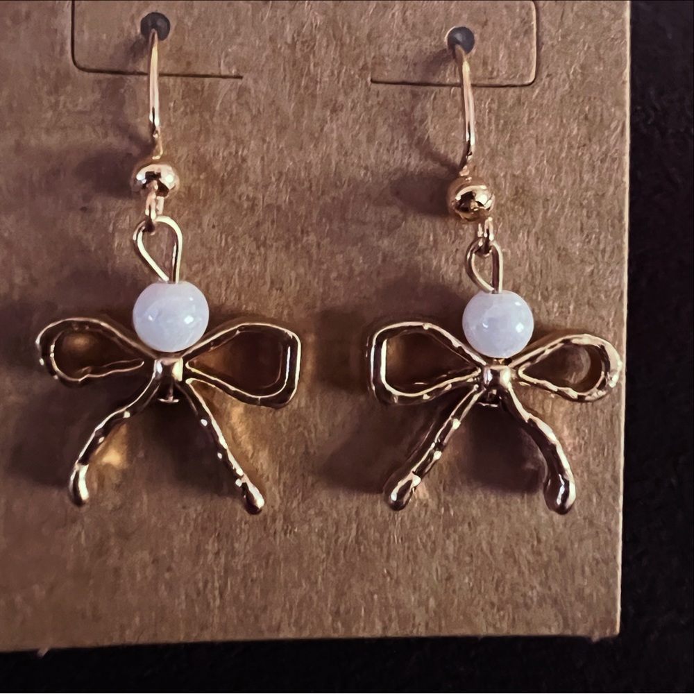 Elegant Gold Pearl Bow Earrings